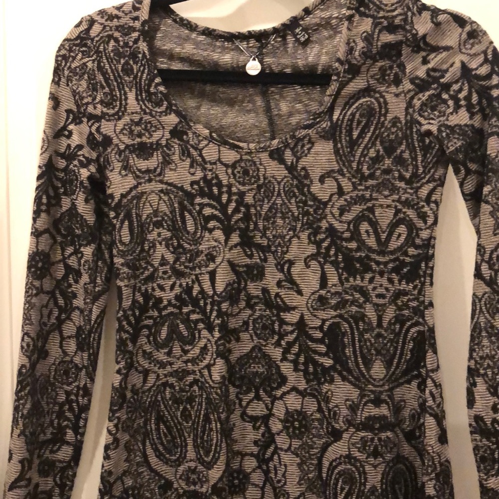 Gorgeous xs BKE top